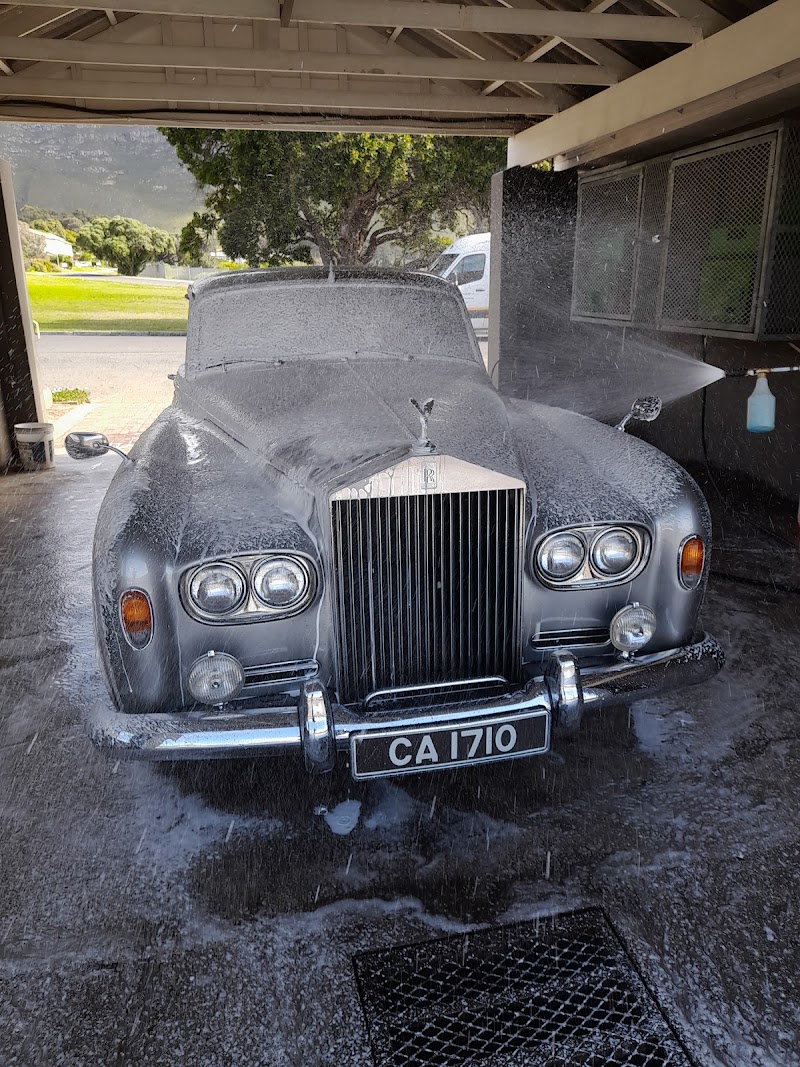 Hermanus Eastcliff Car Wash - Photo 3